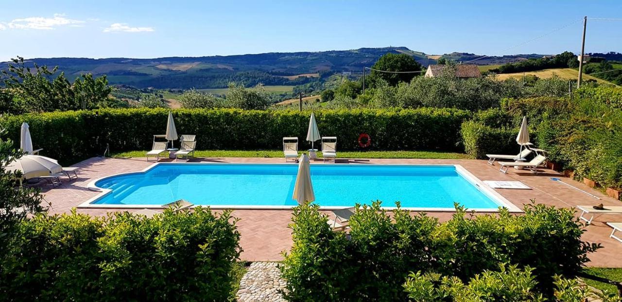 Agriturismo Fiore Di Campo フェルモ エクステリア 写真
