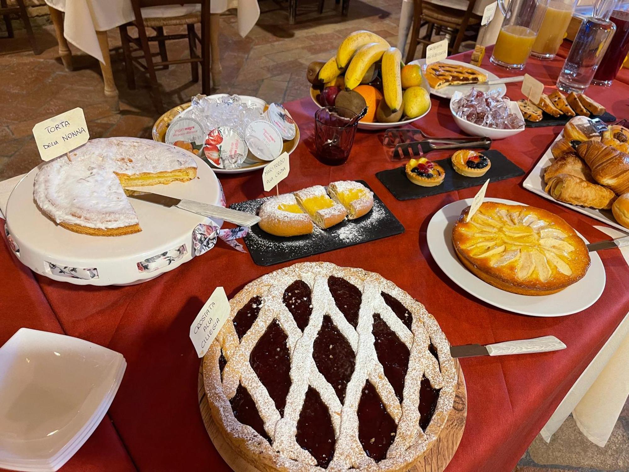 Agriturismo Fiore Di Campo フェルモ エクステリア 写真